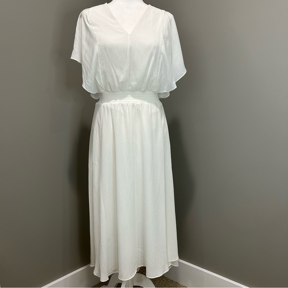 DKNY Ivory Textured Dress. Size 10